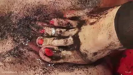 پیسی کے بعد ایک پرجوش رکن بانو الکسیس سکس کو اپنے منہ میں لیتا ہے۔