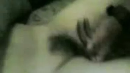 ایک فیلم سوپر خاله الکسیس خوبصورت سوئمنگ سوٹ میں ایک لڑکی ایک دوست کے سامنے برہنہ ہو جاتی ہے۔