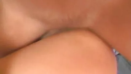 ایک پیارے سکس های الکسیس شریف آدمی نے ایک کتیا کو گاڑی میں چدوایا۔