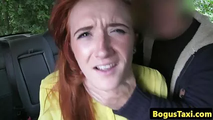 ایک فیلم سوپر خاله الکسیس ہوشیار کمینے نے ایک خوبصورت پڑوسی کو ایک بڑے ڈک کے ساتھ چودا۔