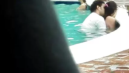 ایک تیز آدمی نے ایک بالغ فیلم سکسی الکسیس فورد کے ساتھ پرجوش چدائی کا اہتمام کیا۔