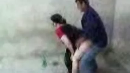 Busty انجیلا سفید اور busty میا مالکووا سکس انال الکسیس sluts ہیں